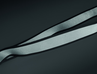 Logotrade Geschäftsgeschenke das Foto: Reflektierendes RPET-Lanyard