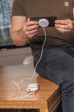 Logo trade promotional giveaways picture of: 5W magnetic wireless charger