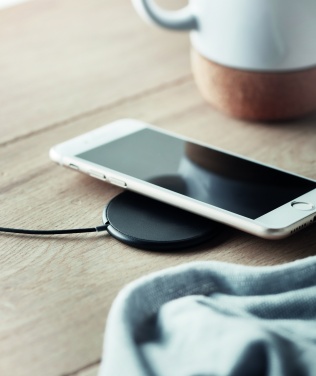 Logotrade corporate gifts photo of: Magnetic wireless charger 10W