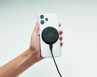 Logo trade corporate gifts picture of: 3 in 1 wireless charger 15W