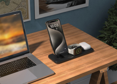 Logotrade corporate gift picture of: Urban Vitamin Torrance 3 in 1 magnetic 15W charger