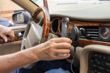 Logo trade business gifts image of: PowerCruze RCS rplastic 15W magnetic charging car holder