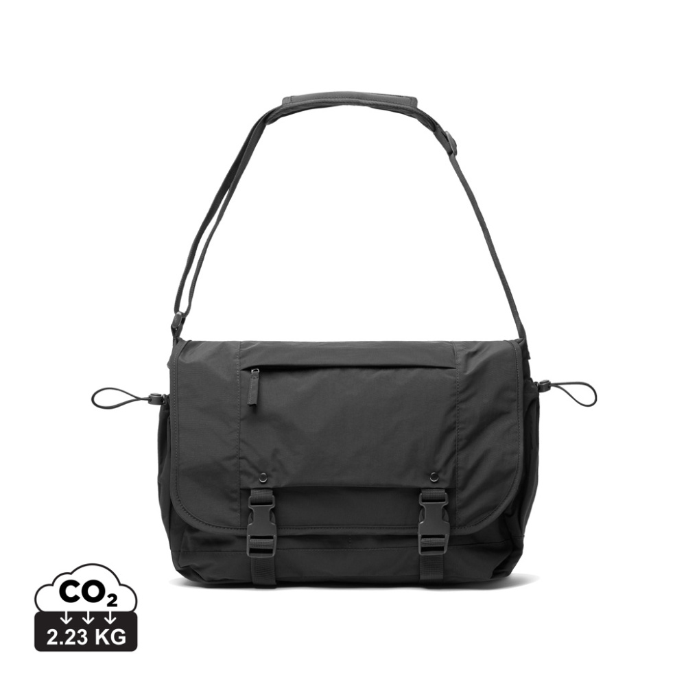 Logotrade promotional product picture of: KENTO URBAN RCS recycled nylon 15.6 inch Messenger