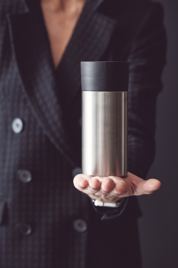 Logo trade reklaamkingituse pilt: VINGA Otis termokruus