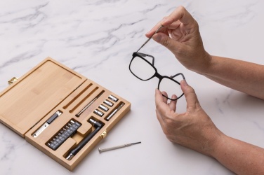 Logo trade reklaamkingid foto: Carvine 21 tk bambusest tööriistade komplekt