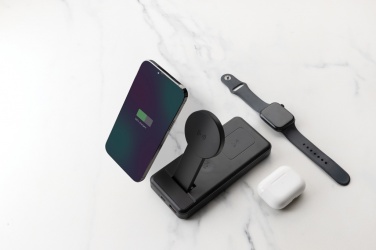 Logo trade firmakingitused foto: Fenwick RCS taaskasutatud plastist 10000mah 3 ühes kiire akupank