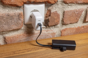 Logotrade firmakingi foto: Powerlink RCS rplastic 3000 mAh powerbank iOS-i pistik