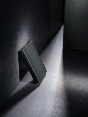 Logotrade meene foto: Terra RCS taaskasutatud alumiiniumist akupank 5000 mAh