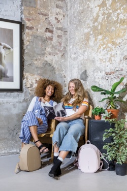 Logo trade firmakingi pilt: Elle Fashion, Vargusvastane seljakott