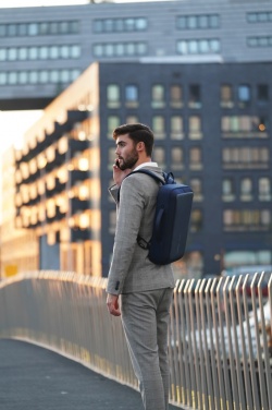 Logo trade firmakingi pilt: Bobby Bizzi vargusvastane seljakott ja kohver