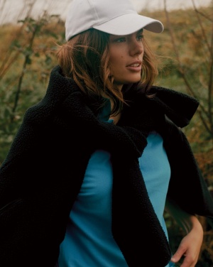 Logotrade ärikingituse foto: Iqoniq Diran taaskasutatud polüestrist fliisjope