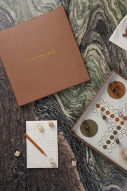 Logo trade ärikingi pilt: VINGA Diivanilaua kogumiskarp