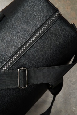 Logo trade ärikingi pilt: VINGA Bermond RCS taaskasutatud PU reisikott