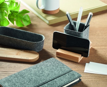 Logo trade ärikingitused foto: RPET viltpliiatspotiga telefonialus