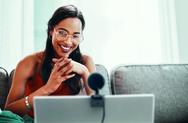 Logotrade ärikingid pilt: 1080P HD veebikaamera ja helina tuli