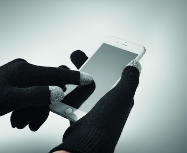 Logo trade reklaamkingi pilt: Talvekomplekt taaskasutatud materjalist, kindad, müts ja sall