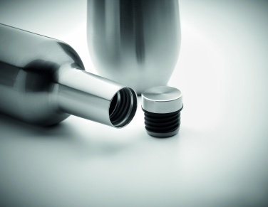 Logotrade reklaamtooted pilt: Kaheseinaline pudeli ja kruusi komplekt