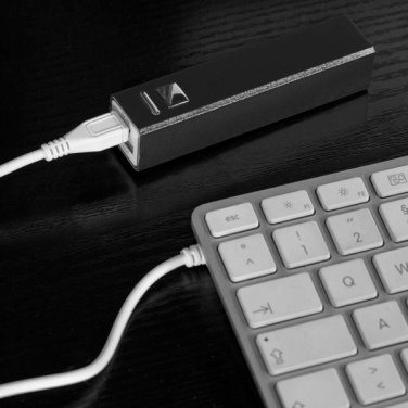 Logo trade firmakingitused foto: Metallist akupank PORT HOPE 2200mAh