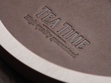 Logo trade reklaamkingid foto: Puidust nahkse sisuga lauakorrastaja1851121