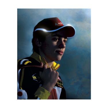 Logo trade firmakingi pilt: Nokamüts helkurdetailidega