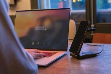 Logo trade mainoslahjat ja liikelahjat kuva: Urban Vitamin Fairfield 3-in-1 RCS laturi