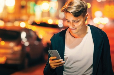 Logotrade mainoslahja tuotekuva: Motorola IPX5 TWS MOTO kuulokkeet 85