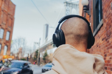 Logo trade liikelahjat mainoslahjat kuva: Irvine RCS kierrätetyt ja korjattavat langattomat kuulokkeet