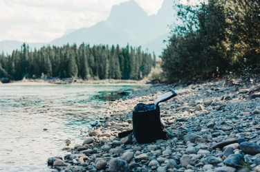 Logotrade mainostuote tuotekuva: Swiss Peak AWARE™ 1200D deluxe 8 tölkin kylmälaukku