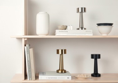 Logo trade mainoslahjat tuotekuva: VINGA Maris RSC  -pöytävalaisin kierrätettyä muovia