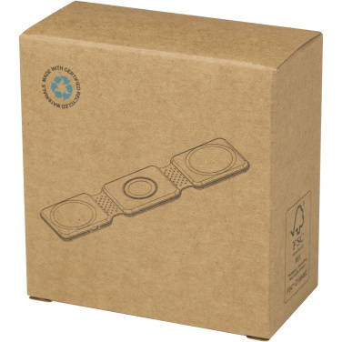 Logotrade mainostuotet kuva: Armus 15 W:n kierrätetystä muovista valmistettu 3-1 taittuva langaton laturi