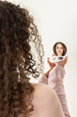 Logotrade dāvanas foto: Lumora RCS pārstrādātas plastmasas uzlādējams LED kosmētikas spogulis