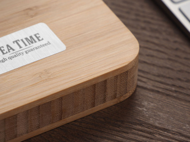 Лого трейд бизнес-подарки фото: Деревянная подставка для телефона 1848292