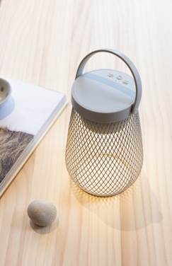 Logotrade reklamprodukter bild: Aurora RCS återvunnen plast USB-uppladdningsbar bordslampa