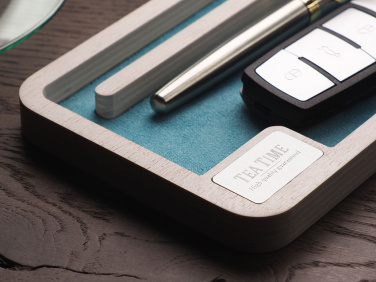 Logotrade profilreklam bild: Skrivbordsarrangör i trä 1818121