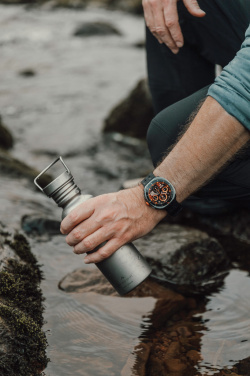 Logotrade kampanjprodukter bild: Nordic Drift Trail Light Titanium vattenflaska 600 ml